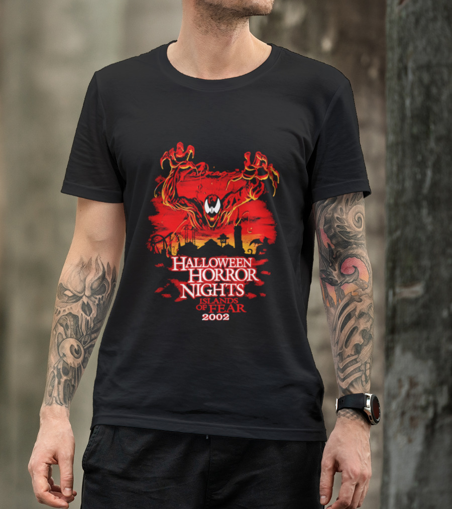 Carnage Halloween Horror Nights Islands Of Fear 2002 T-Shirt