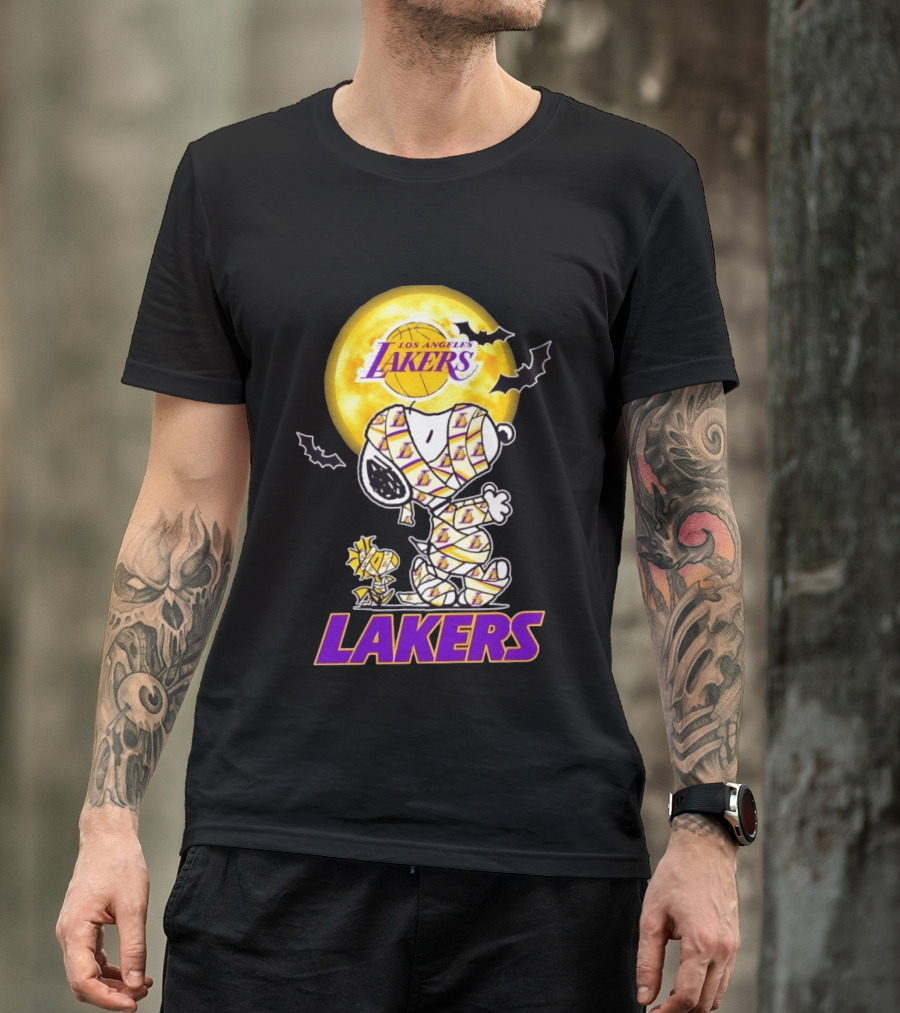 Los Angeles Lakers Snoopy Woodstock Mummy Halloween Moon Bats T-Shirt