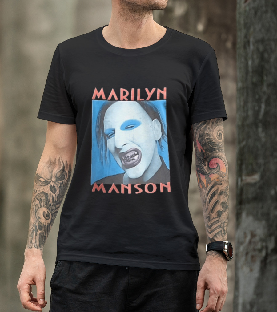 Marilyn Manson Blue Makeup Metallic Teeth Grimace T-Shirt