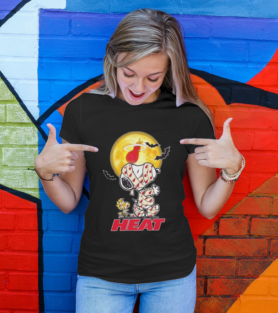 Miami Heat Snoopy Woodstock Mummy Halloween Moon Bats T-Shirt