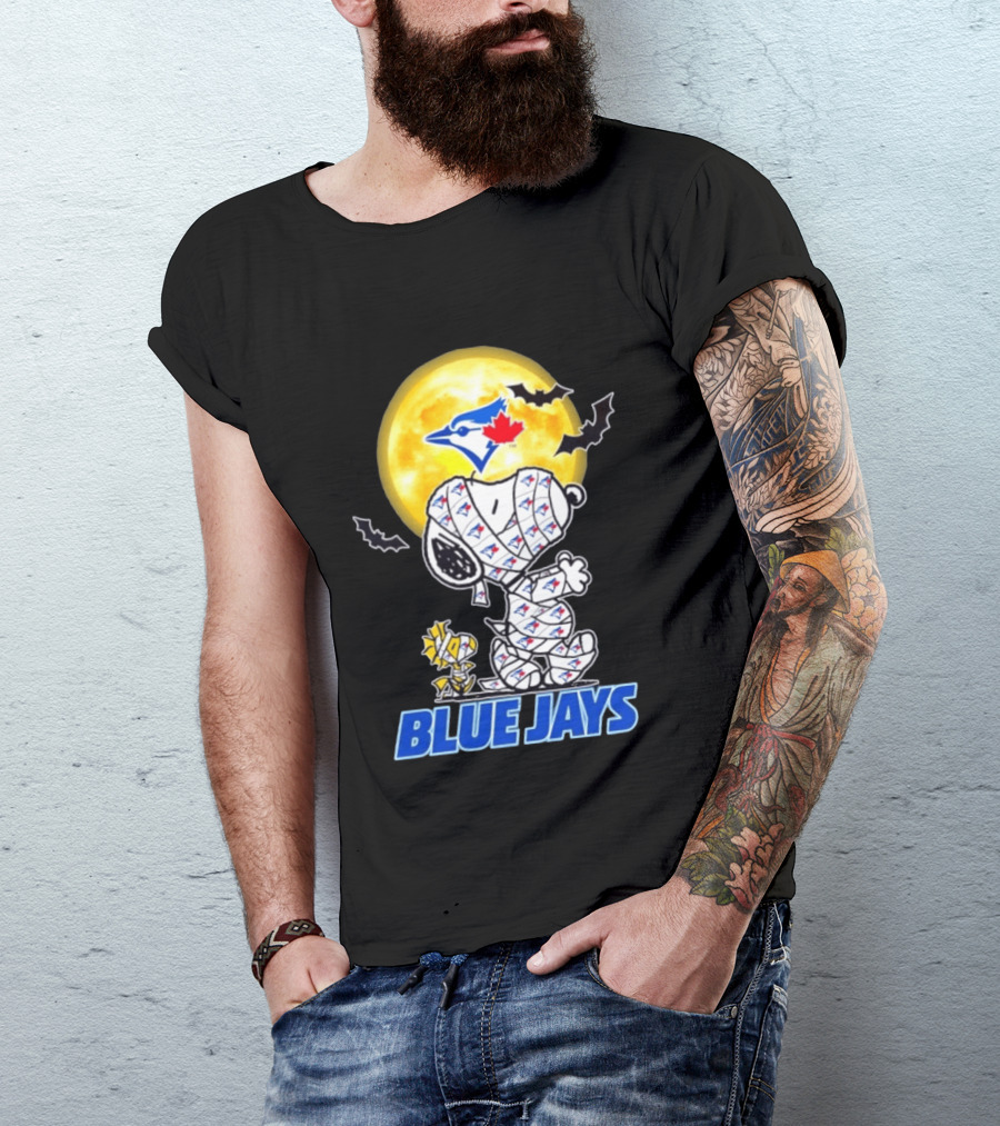 Toronto Blue Jays Halloween Snoopy Woodstock Mummy Cosplay Full Moon Bats T-Shirt