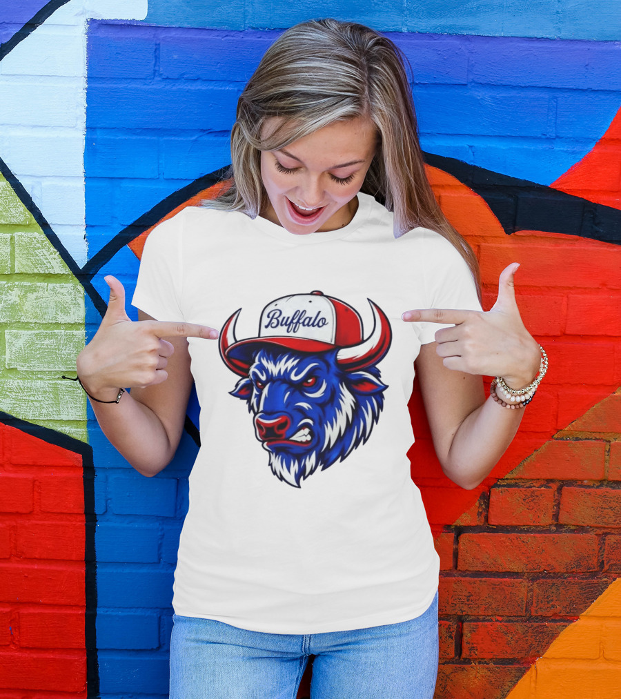 Buffalo Bison Bull Hat Sports T-Shirt