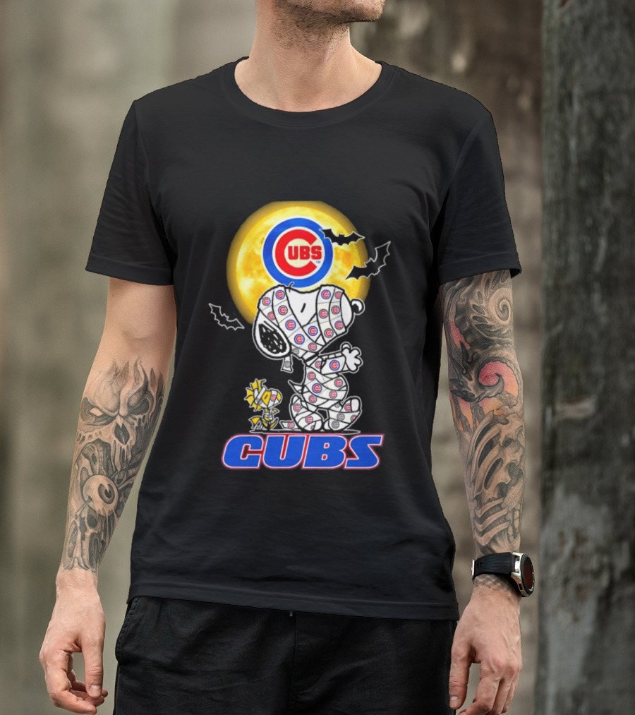 Chicago Cubs Snoopy Woodstock Halloween Mummy Cosplay T-Shirt