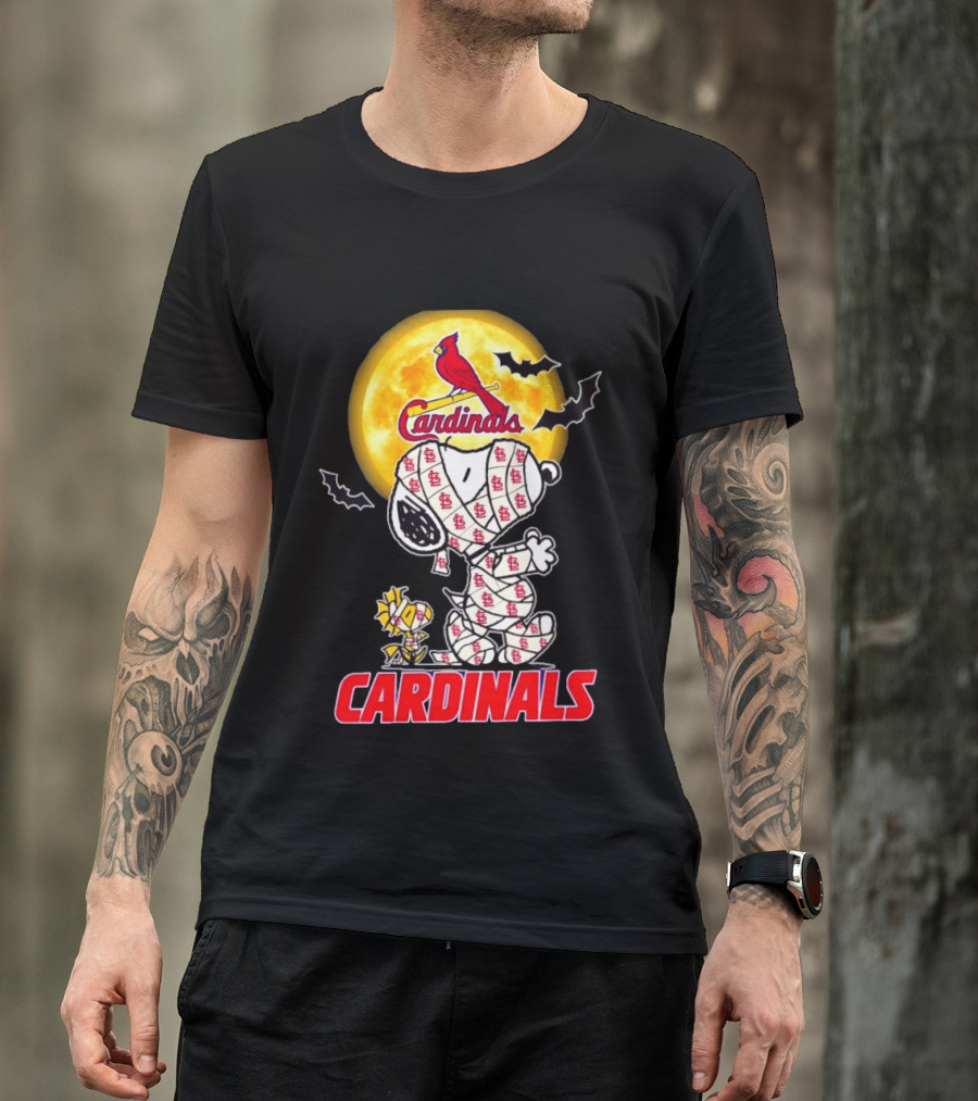 St. Louis Cardinals Snoopy Woodstock Mummy Halloween Moon Bats T-Shirt