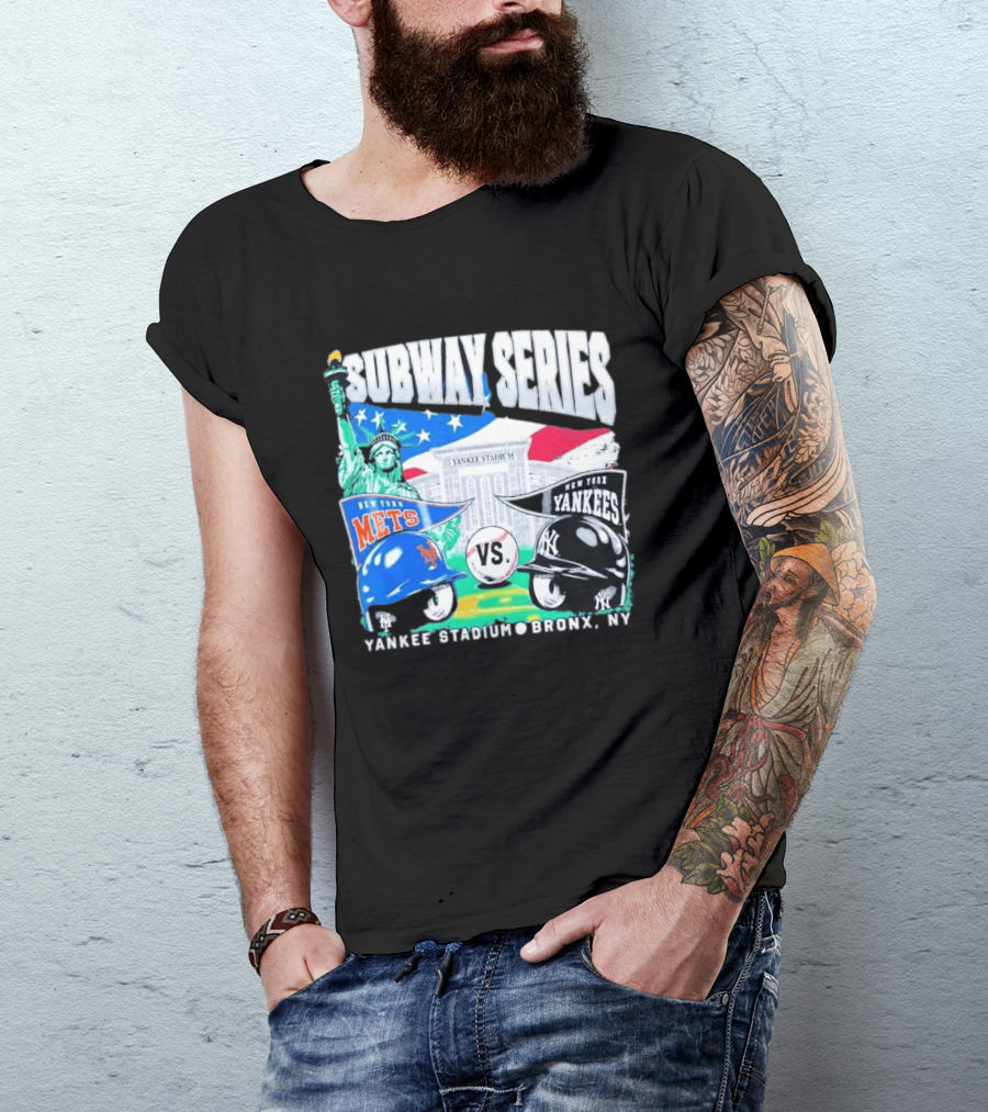 Subway Series Yankee Stadium Bronx NY Mets Yankees Statue Of Liberty T-Shirt