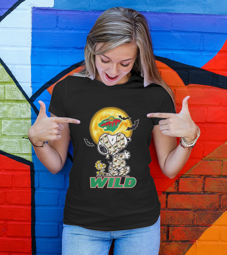 Minnesota Wild Snoopy Woodstock Mummy Halloween Moon Bats T-Shirt