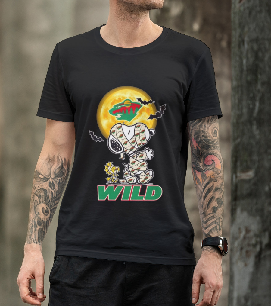 Minnesota Wild Snoopy Woodstock Mummy Halloween Moon Bats T-Shirt