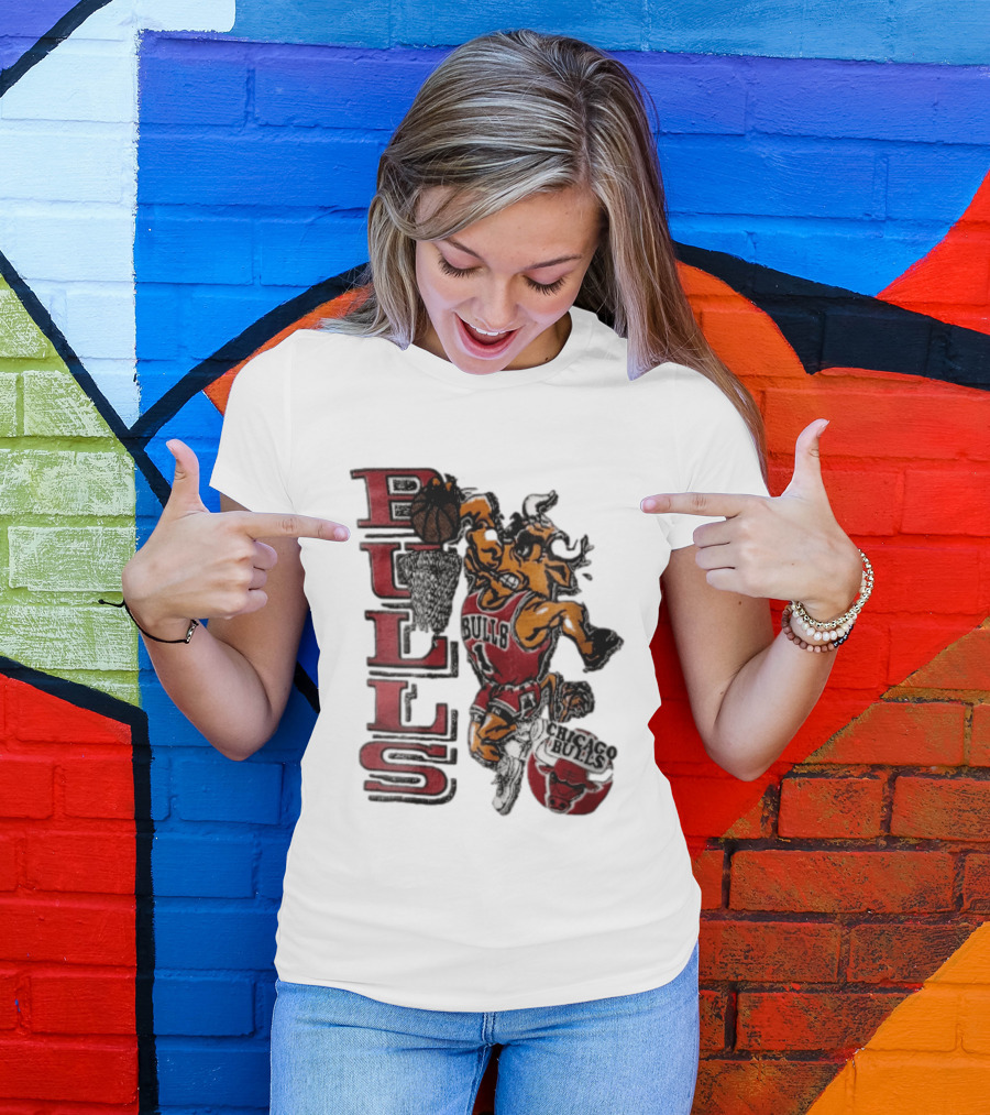 Chicago Bulls Bull Dunking Basketball Hoop NBA Cartoon Caricature T-Shirt