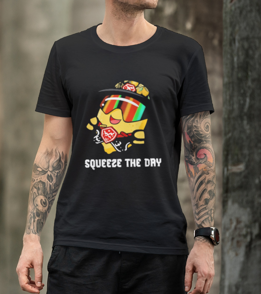 Lemon Guy Squeeze The Day Sunglasses Cool Vibe T-Shirt