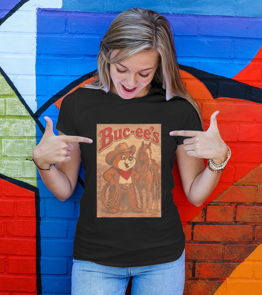 Buc Ee's Cowboy Western Sunset Horse And Lasso T-Shirt