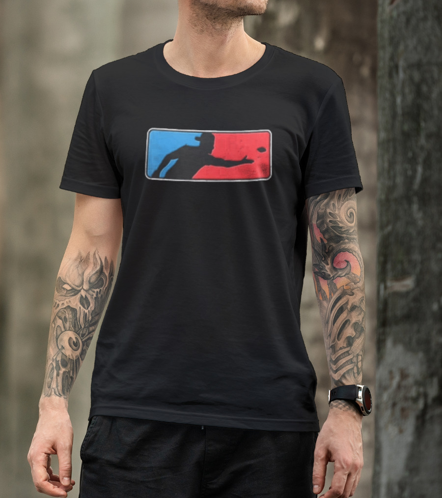 Distressed Red Blue Disc Golf Throwing Silhouette Sports Ultimate T-Shirt