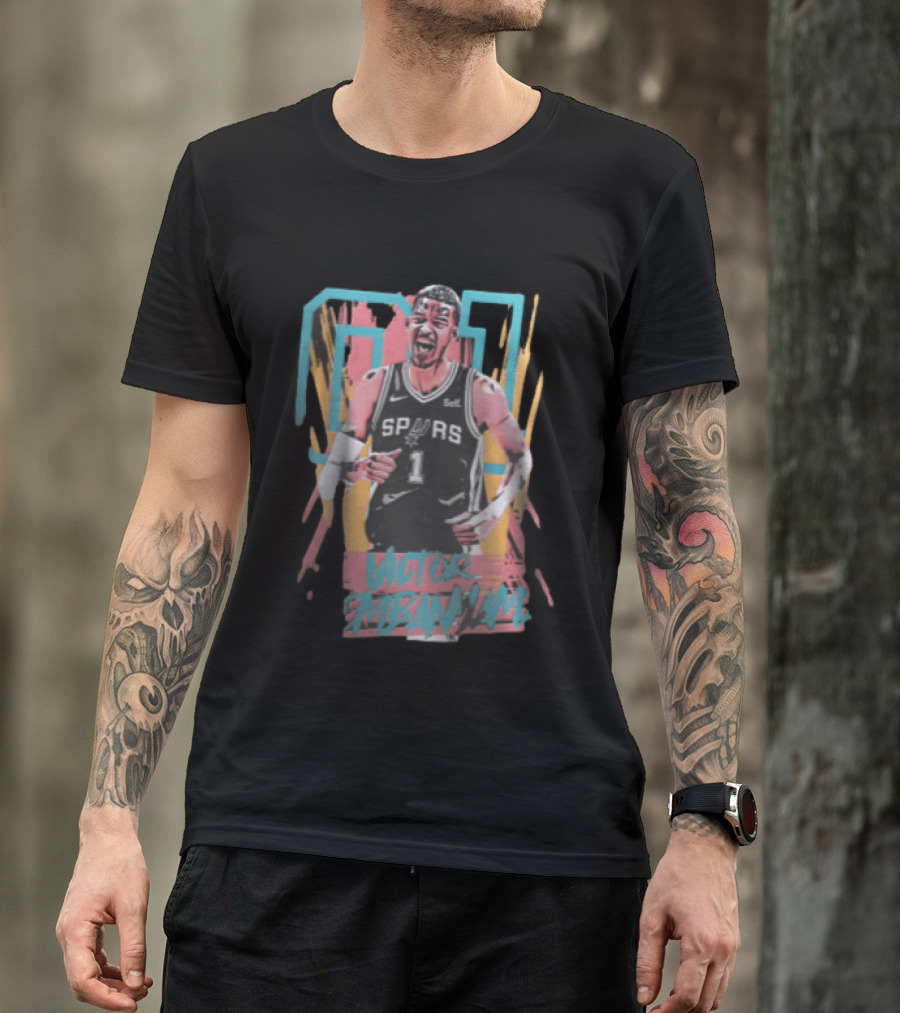 San Antonio Spurs Victor Wembanyama Screaming Player Photo Bootleg NBA T-Shirt