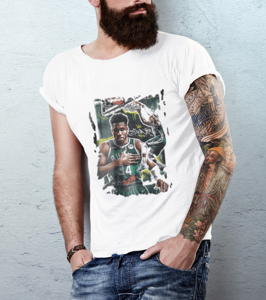 Milwaukee Bucks Giannis Dunking Greek Freak Paint Splatter Collage T-Shirt
