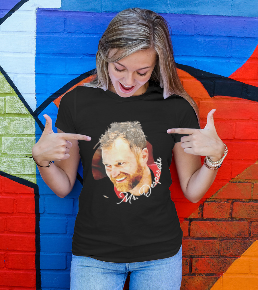 Mr Desperate Smiling Bearded Man Circular Photo T-Shirt