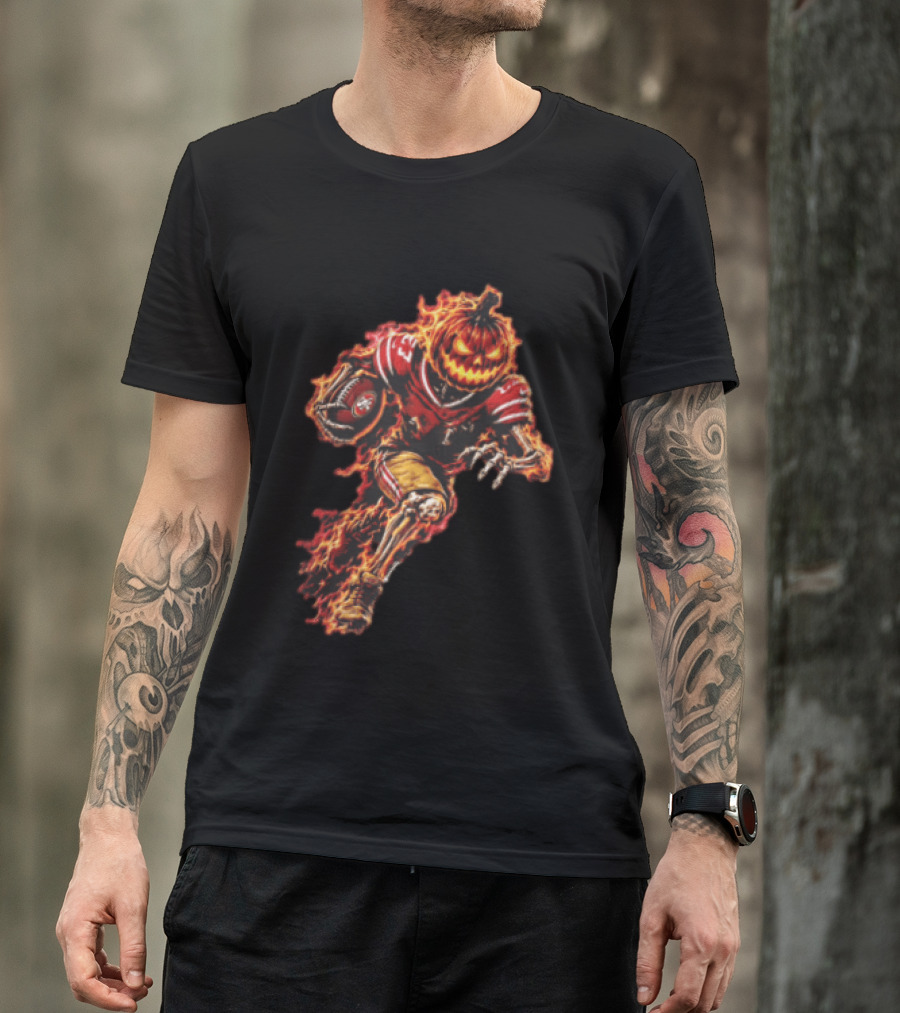 San Francisco 49ers Halloween Fiery Pumpkin Head Skeleton Football Player T-Shirt