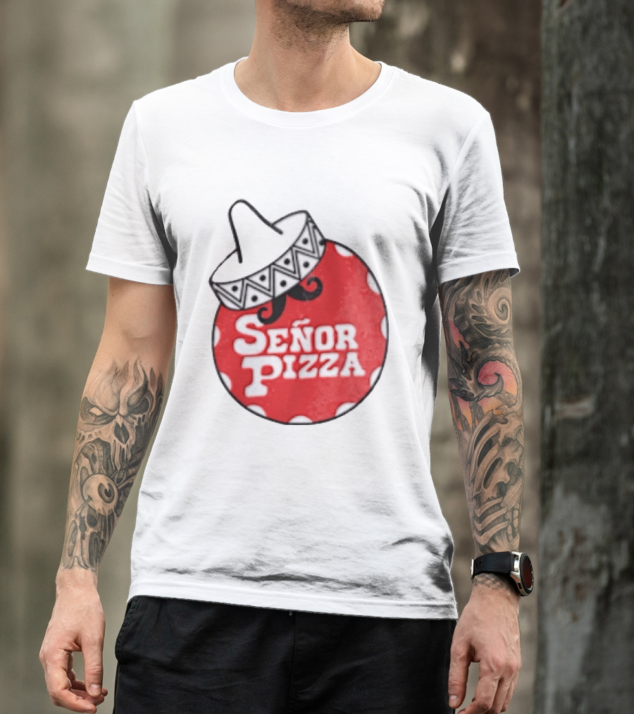Señor Pizza Red Apron With Mustache And Patterned Collar T-Shirt