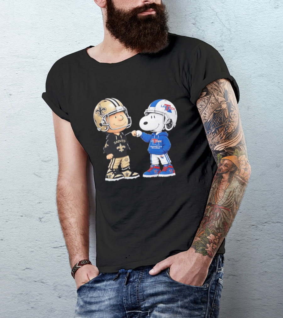 Charlie Brown Saints And Snoopy Louisiana Tech Bulldogs Team Helmet Fist Bump T-Shirt