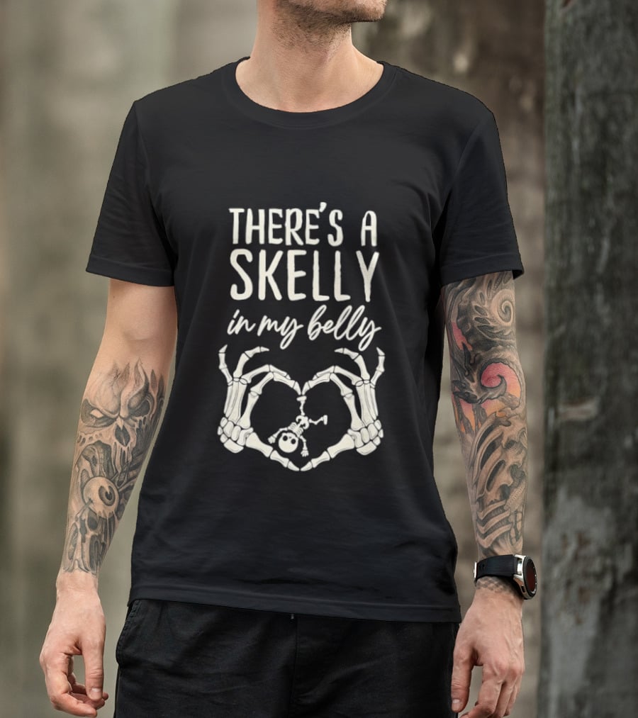 There's A Skelly In My Belly Skeleton Heart Hands Halloween Maternity T-Shirt