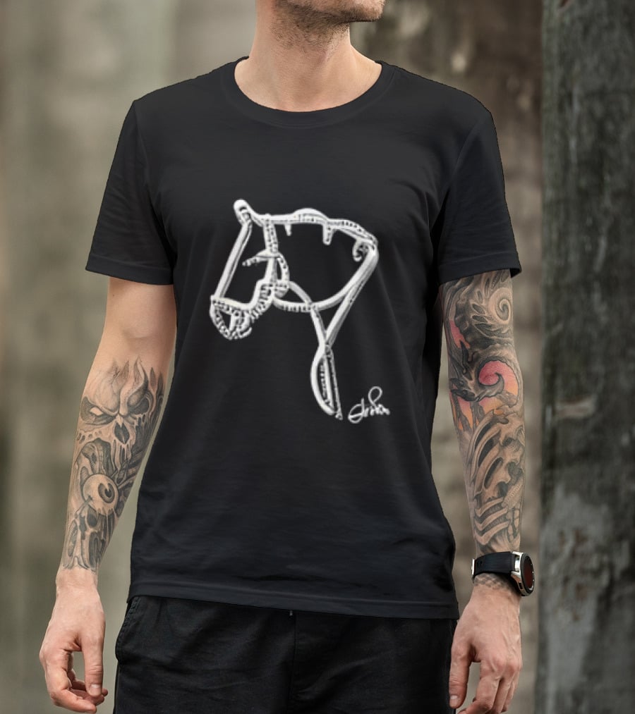 Lover Saraatit Done A Gathinb Apn Smapl Lack Horse Sketch T-Shirt