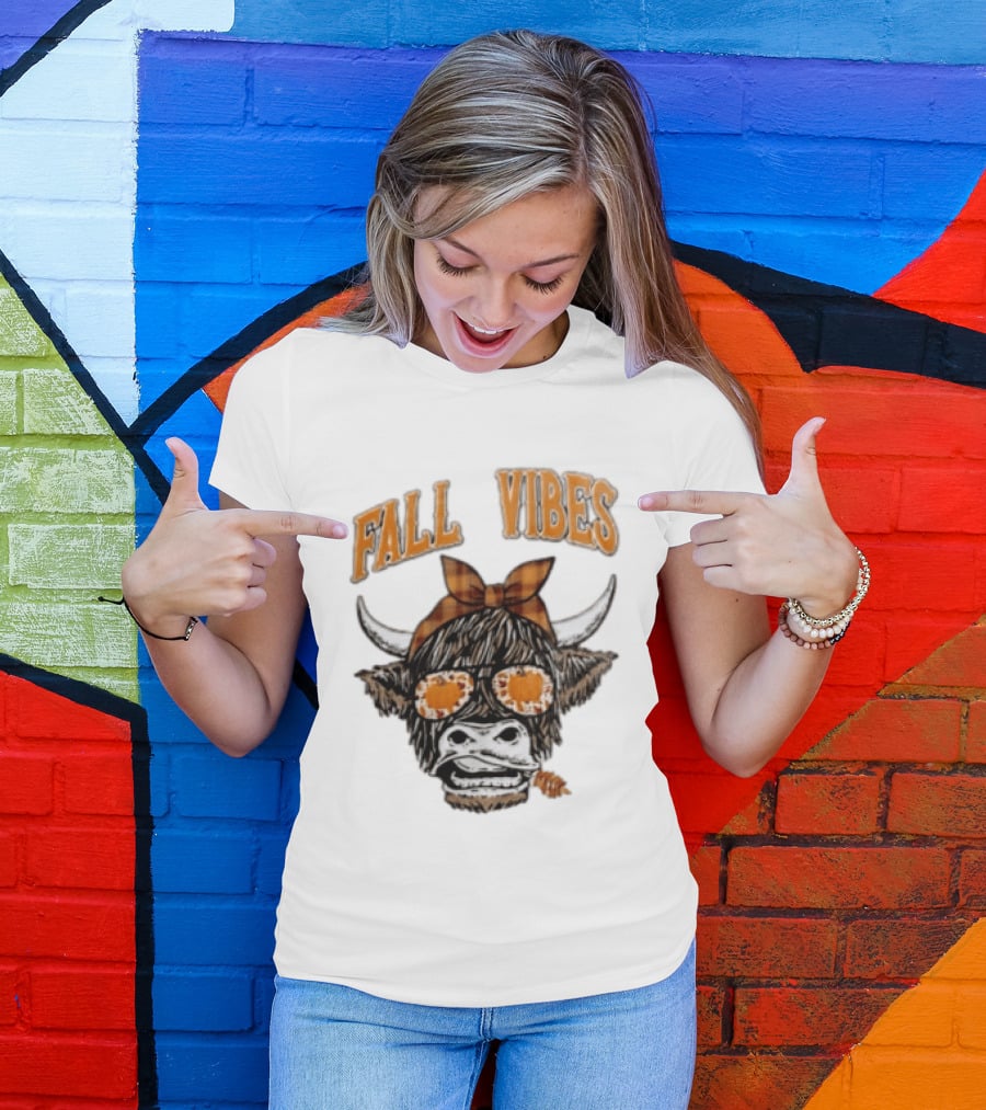 Fall Vibes Highland Cow Plaid Bow Sunglasses Pumpkins T-Shirt
