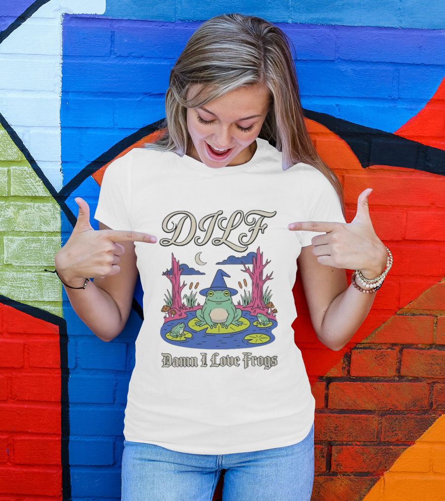 DILF Damn I Love Frogs Cartoon Frog In Pond With Wizard Hat T-Shirt