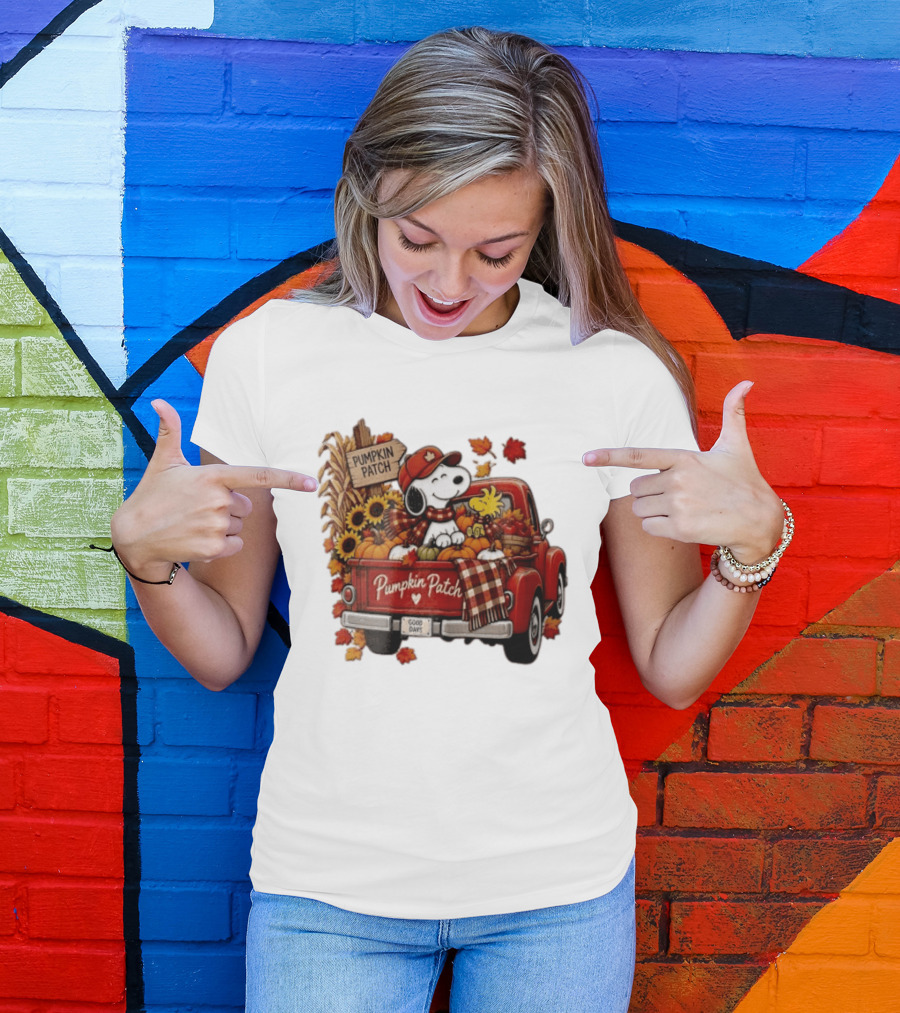 Peanuts Snoopy Woodstock Red Truck Pumpkin Patch Harvest Good Days T-Shirt