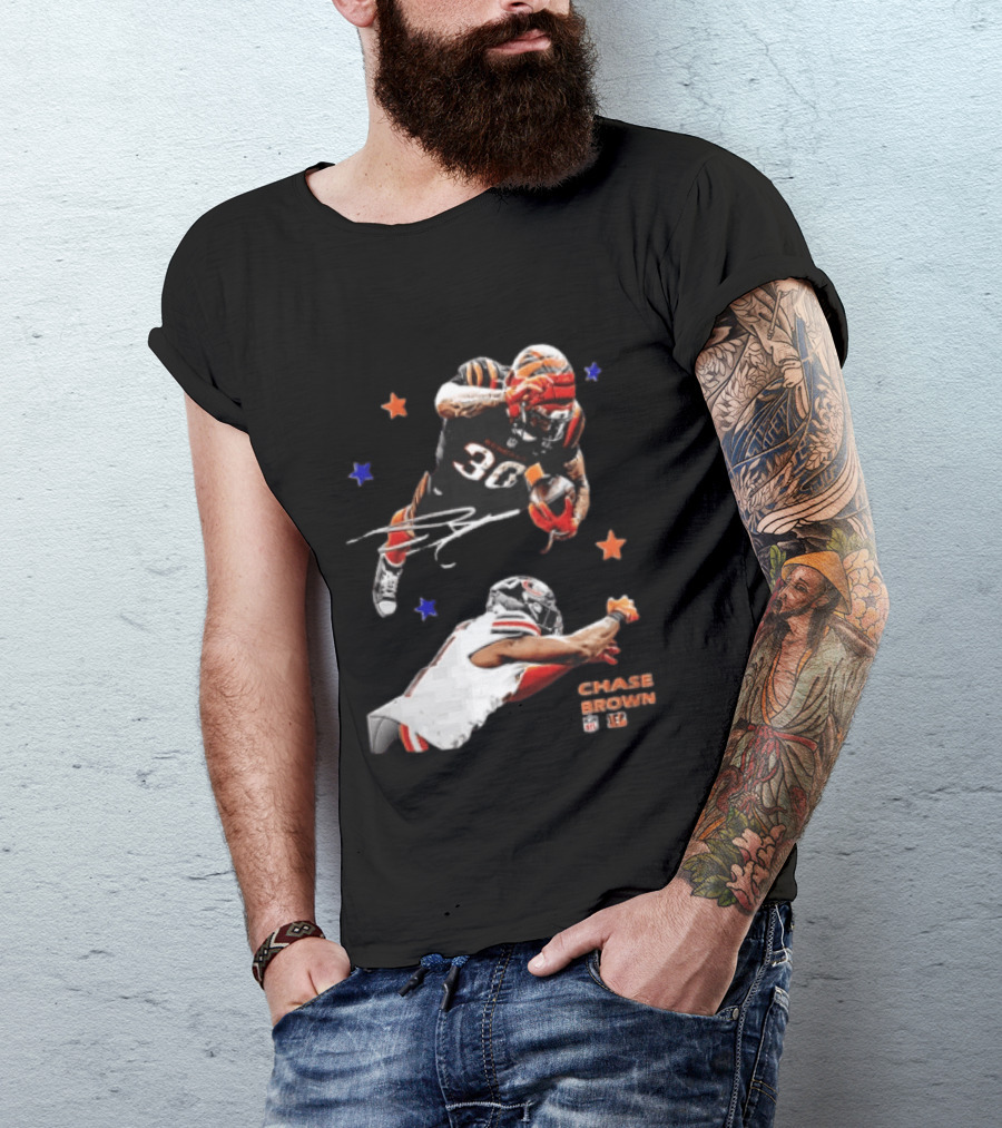 Cincinnati Bengals Chase Brown 30 Running Football Player With Stars T-Shirt