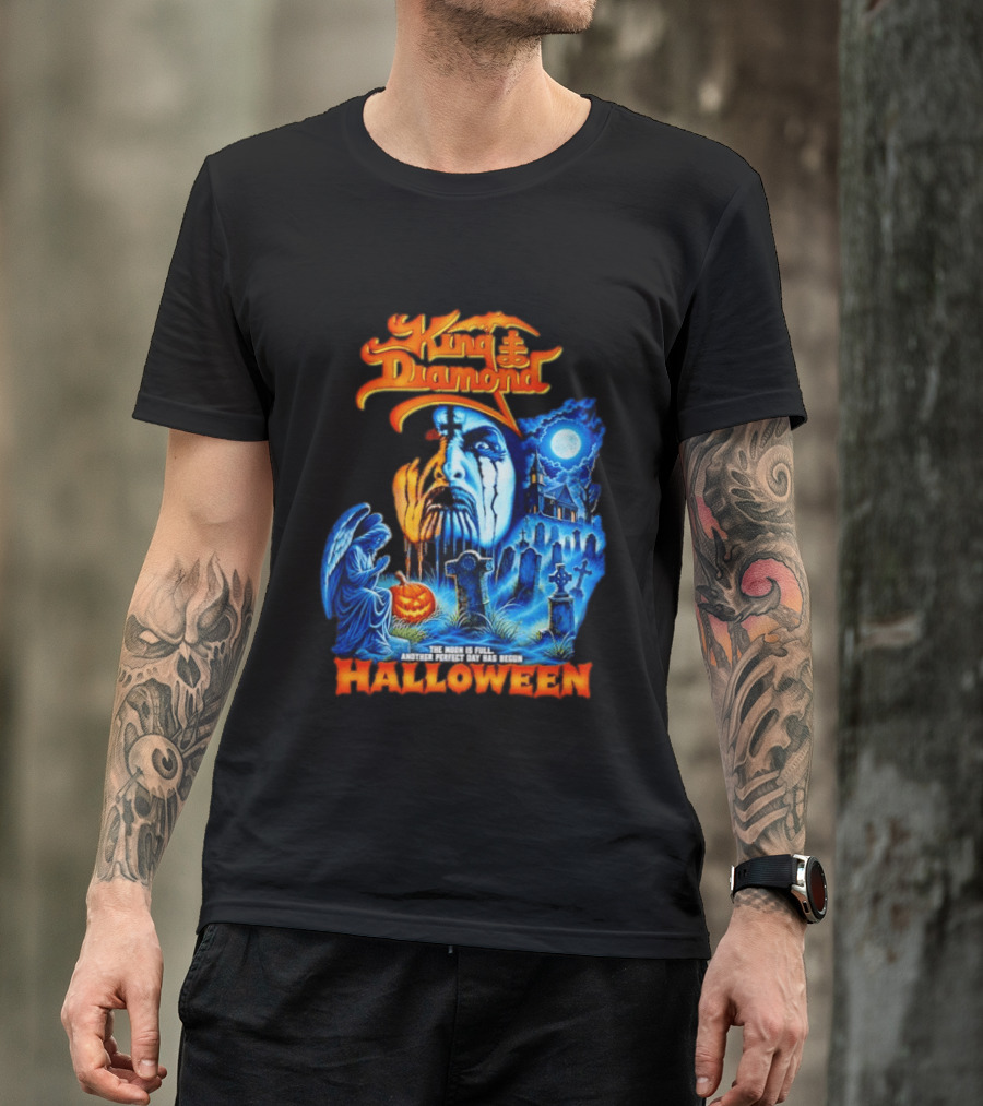 King Diamond The Moon Is Full Another Perfect Day Has Begun Halloween T-Shirt