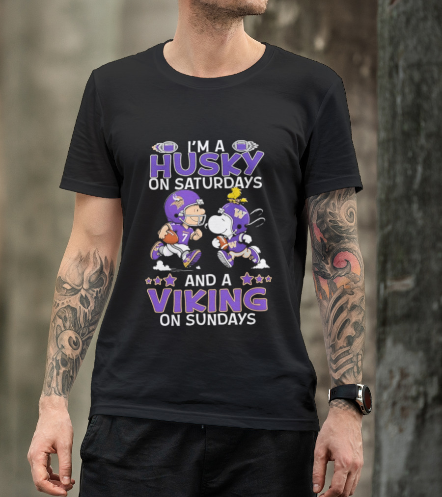 Charlie Brown Snoopy Husky Saturdays Viking Sundays Football Fans T-Shirt