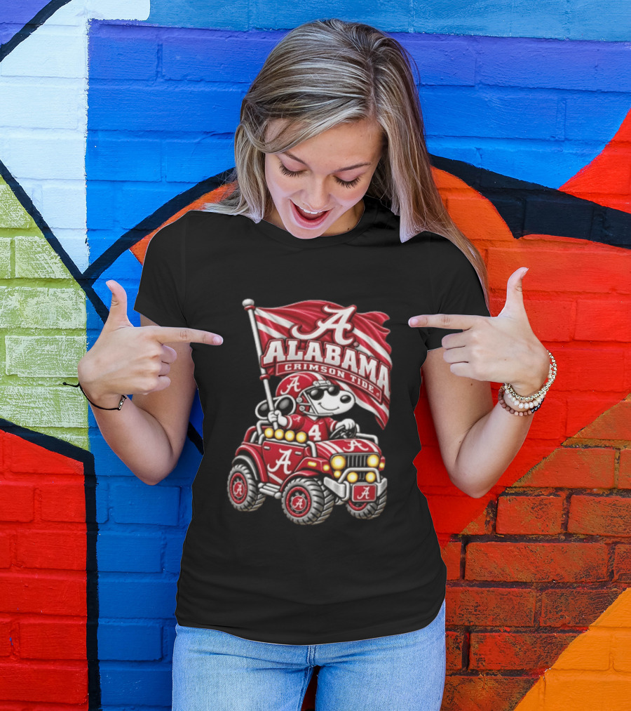 Alabama Crimson Tide NCAA Football Snoopy Driving Offroad Vehicle T-Shirt