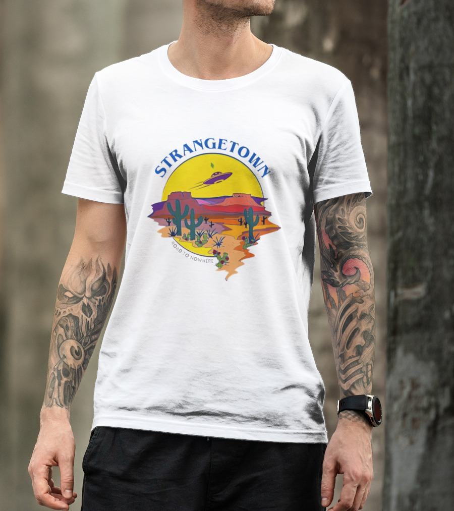 Strangetown Road To Nowhere The Sims Alien UFO Desert Saguaro Cactus T-Shirt