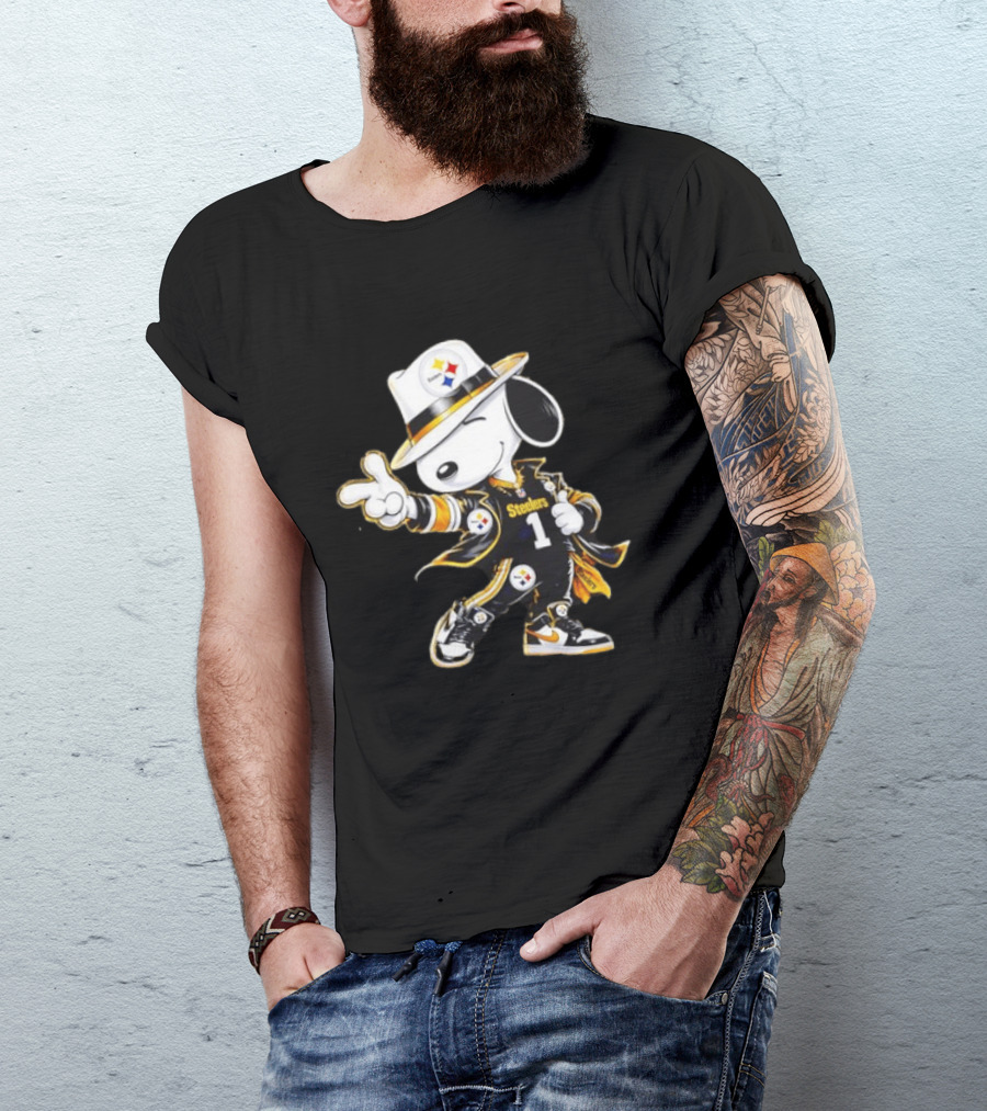 Snoopy Steelers 1 Pittsburgh Steelers Football Peanuts T-Shirt