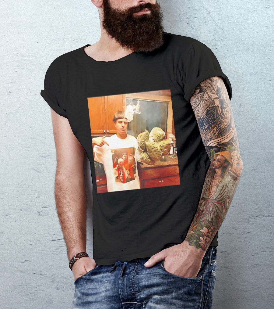 Oliver Tree Cannabis Oversized Buds And With Smoking Image T-Shirt
