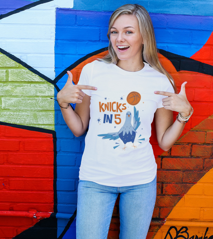 New York Knicks NBA Pigeon Basketball Knicks In 5 T-Shirt