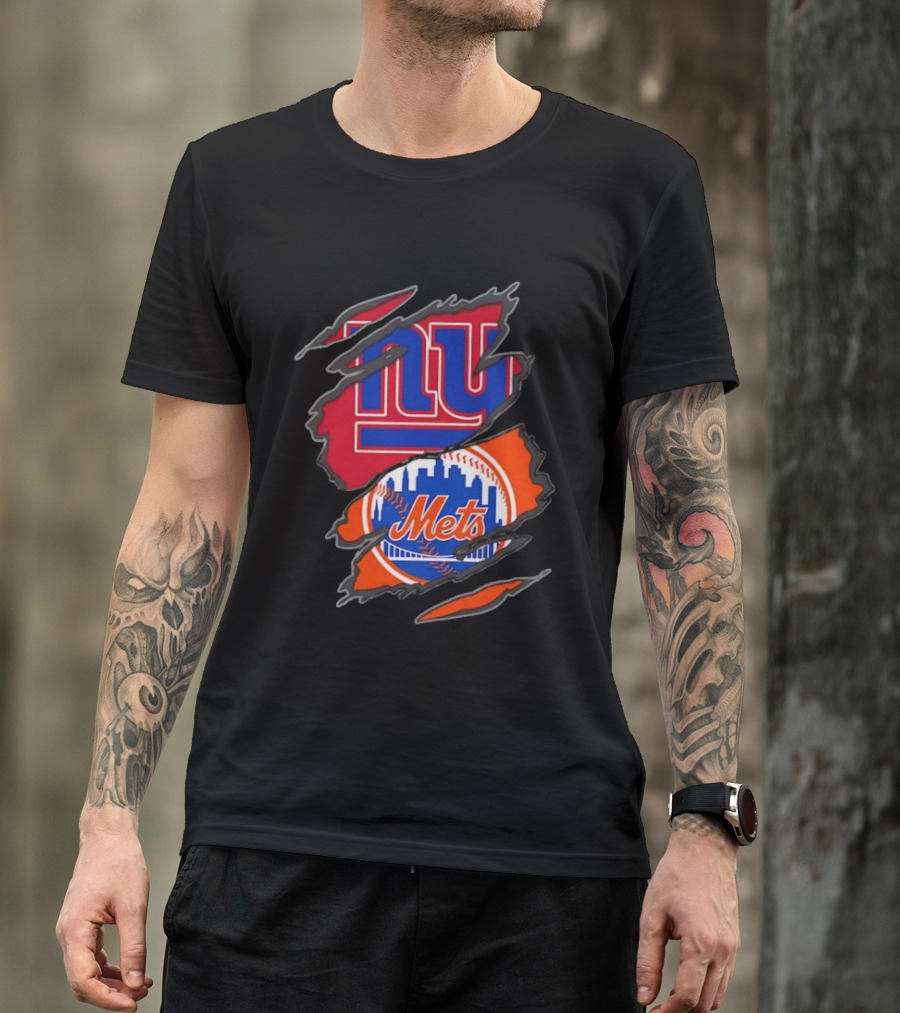 New York Giants New York Mets Ripped Reveal Football Baseball T-Shirt