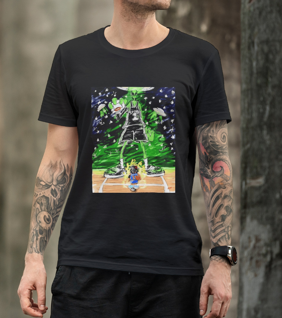 Victor Wembanyama Alien San Antonio Spurs Vs Jalen Brunson New York Knicks NBA Showdown T-Shirt