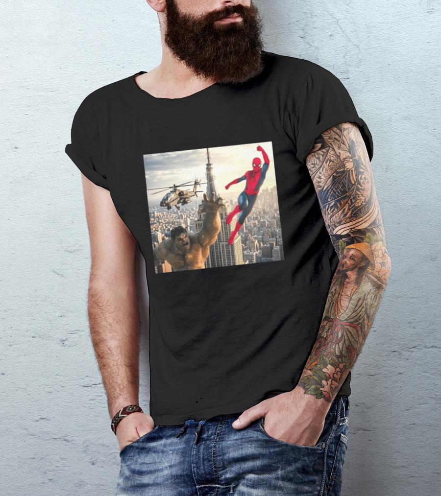 Brand New Day Spider Man And Hulk In Epic New York Battle Scene T-Shirt