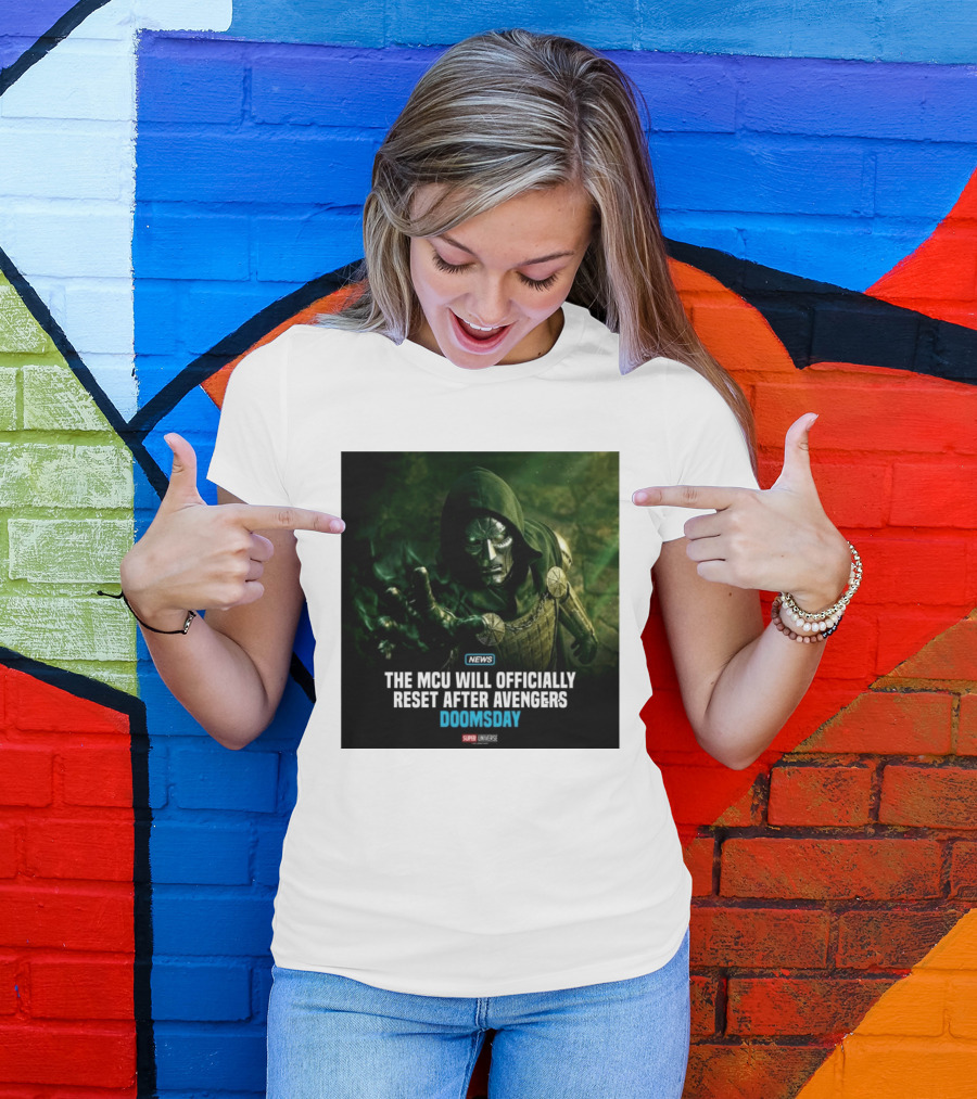 Avengers Doomsday MCU Reset Announcement Super Universe News T-Shirt