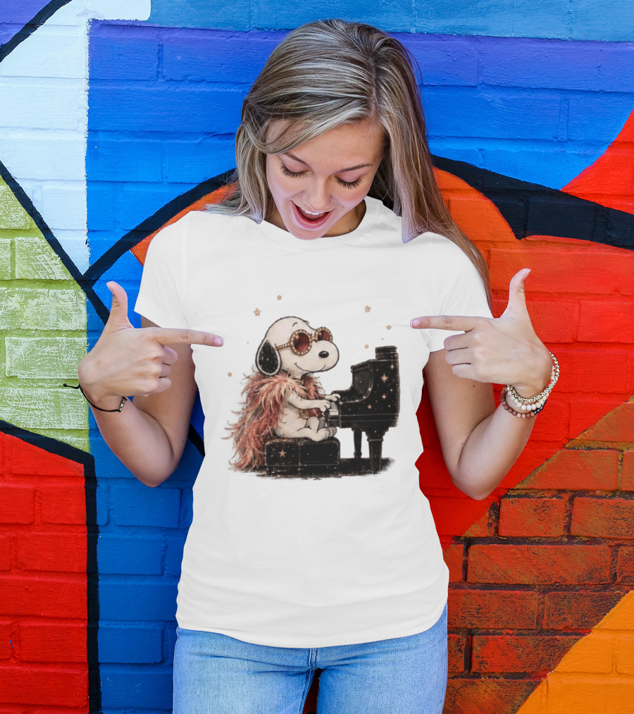 Snoopy Elton John Playing Piano Under Starry Nights T-Shirt