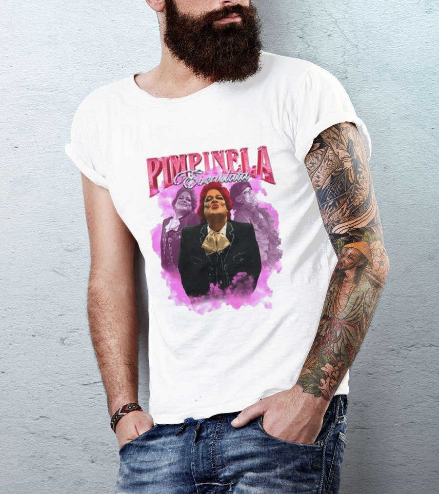 Pimpinela Escarlata Kissing Pose With Pink Smoke Backdrop T-Shirt