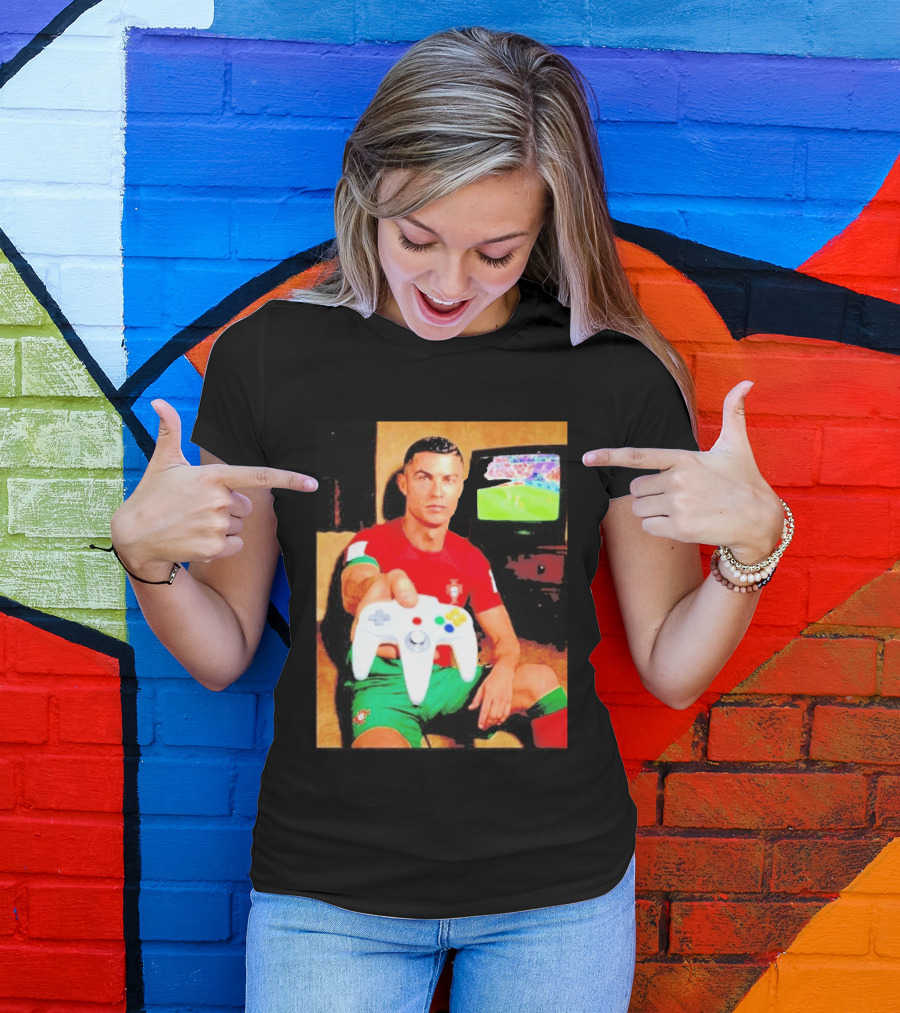 Cristiano Ronaldo Portugal National Team Soccer Gaming Controller Retro Gamer T-Shirt
