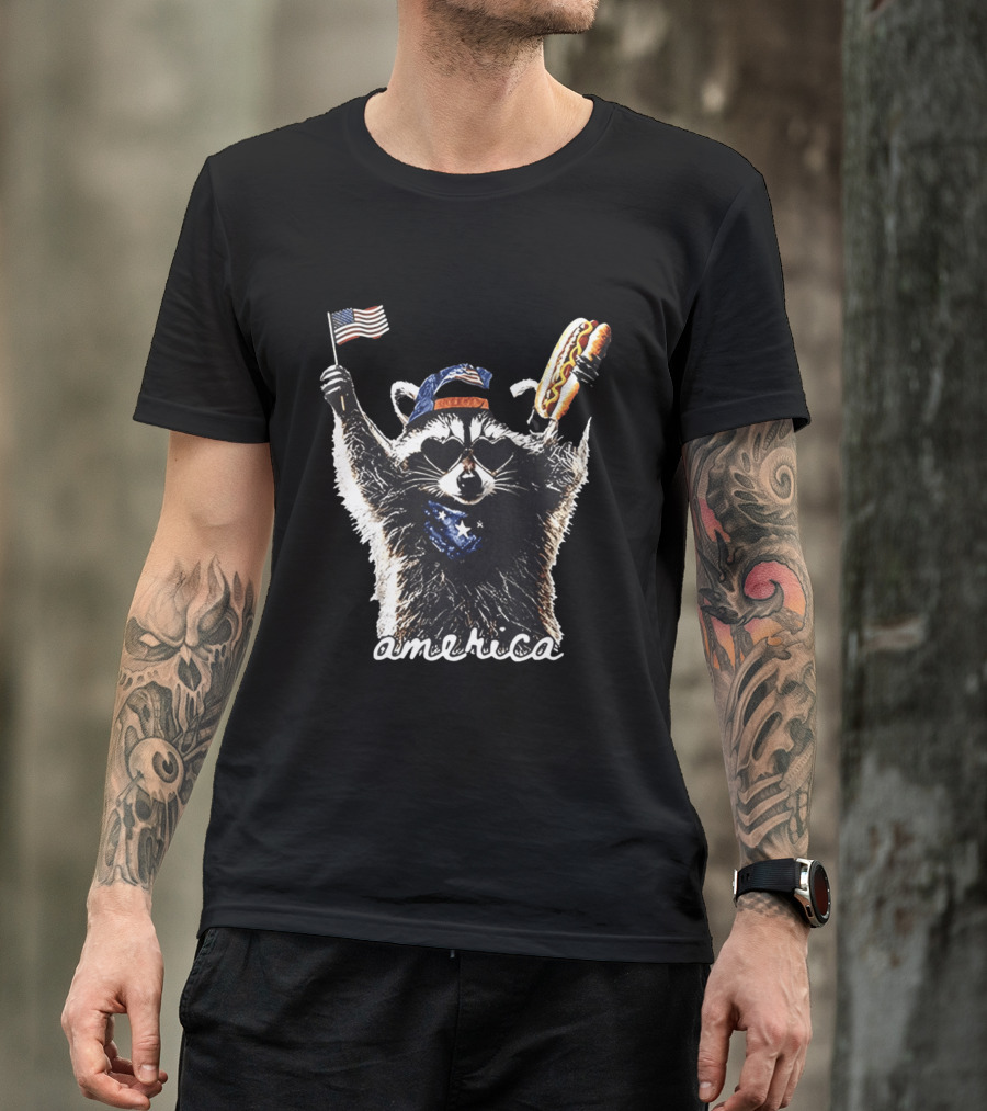 Raccoon Holding Hot Dog And Flag America 4th Of July Celebration T-Shirt