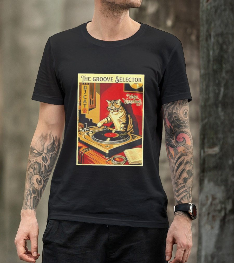 The Groove Selector DJ Cat Vinyl Vibrations Turntable Music Lover T-Shirt