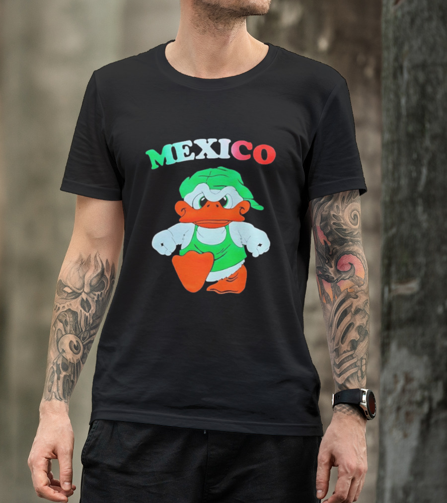 Mexico Duck Cartoon Green Outfit T-Shirt