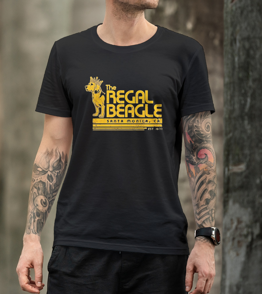 The Regal Beagle Santa Monica CA Est 1977 Crowned Dog T-Shirt