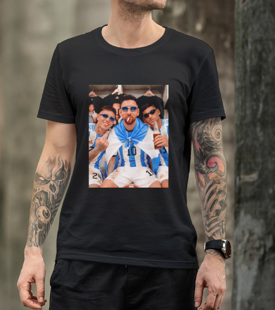 Argentina National Team Lionel Messi Enzo Fernandez Cristian Romero Celebration T-Shirt