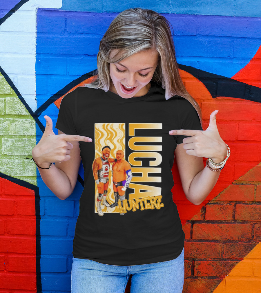 Lucha Hunterz Wrestlers Duo With Llamas And Gold Accents T-Shirt