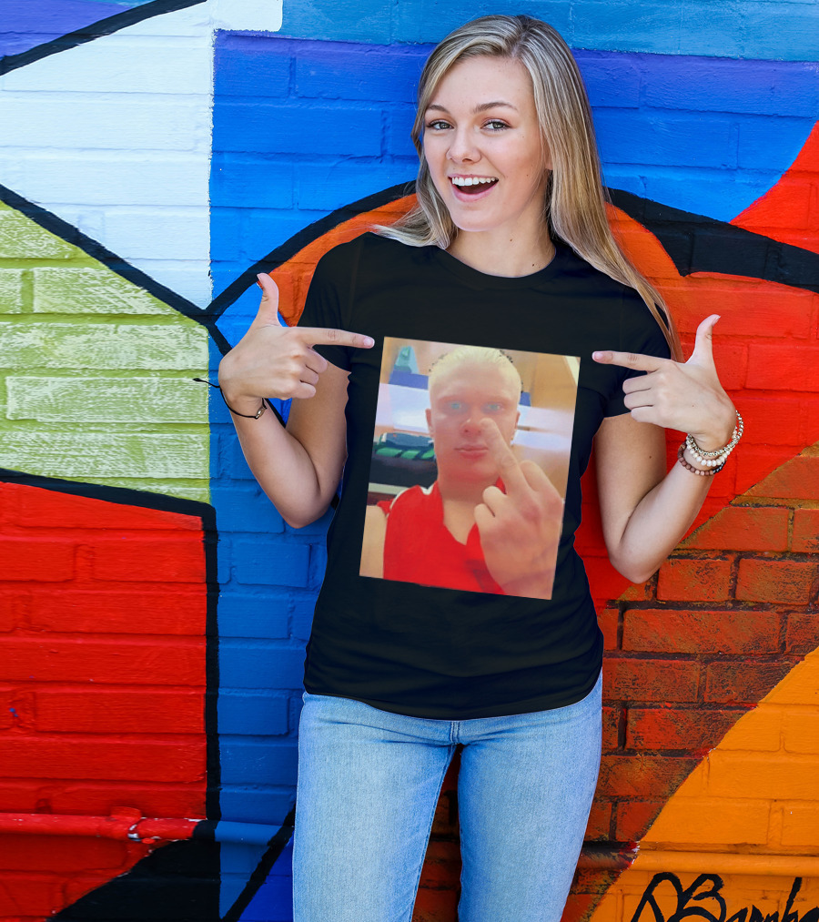 Norway Erling Haaland Middle Finger Selfie T-Shirt