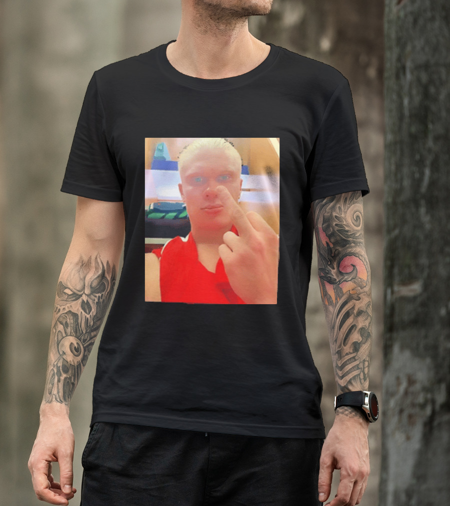 Norway Erling Haaland Middle Finger Selfie T-Shirt