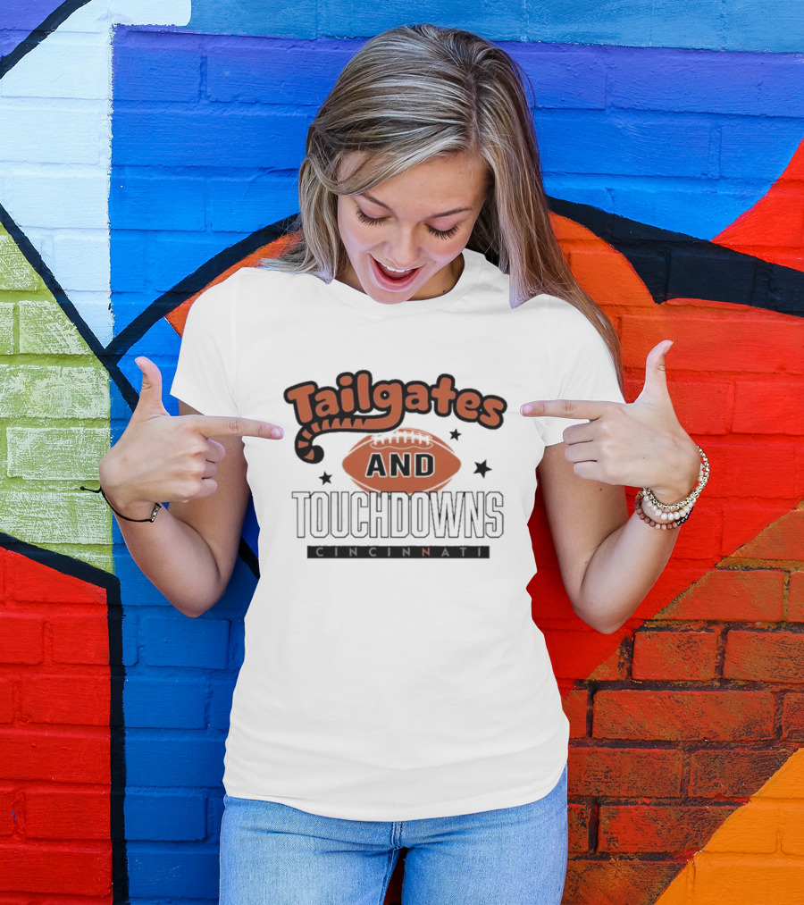 Tailgates And Touchdowns Cincinnati Bengals Football Fan Gear T-Shirt